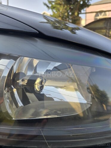 Volkswagen Polo 2013, 210,000 km - 1.6 l - Bakı
