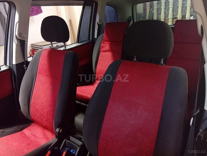 Opel Zafira-10