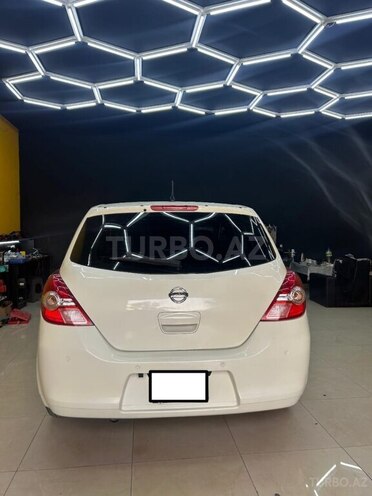 Nissan Tiida-3
