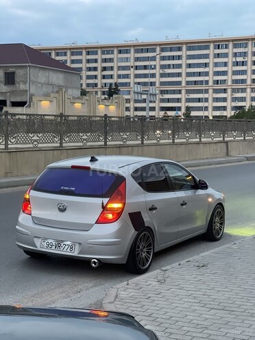 Hyundai i30-6
