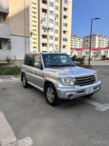 Mitsubishi Pajero io 2001, 331,000 km - 2.0 l - Bakı