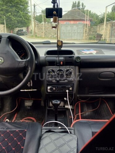 Opel Vita 1999, 320,000 km - 1.4 л - İsmayıllı
