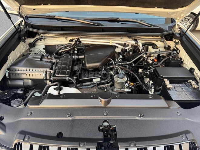 Toyota Land Cruiser Prado-21