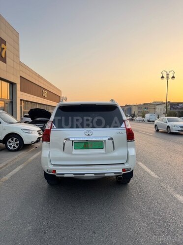 Toyota Land Cruiser Prado-3