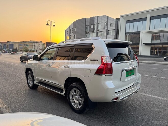 Toyota Land Cruiser Prado-13