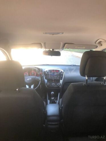 Kia  2009, 287,000 km - 1.4 l - Bakı