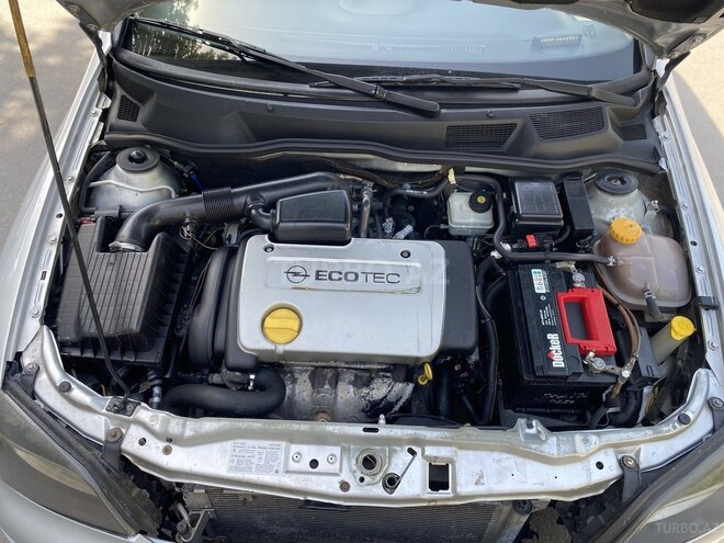 Opel Astra 2002, 250,000 km - 1.6 l - Mingəçevir
