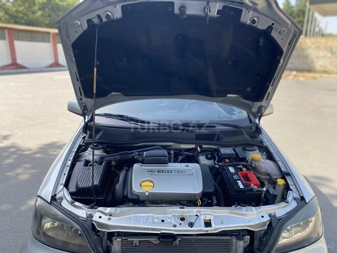 Opel Astra 2002, 250,000 km - 1.6 l - Mingəçevir