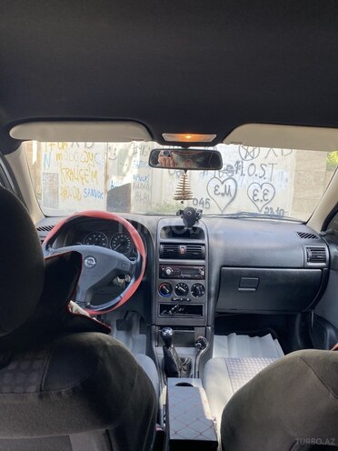 Opel Astra 2002, 250,000 km - 1.6 l - Mingəçevir