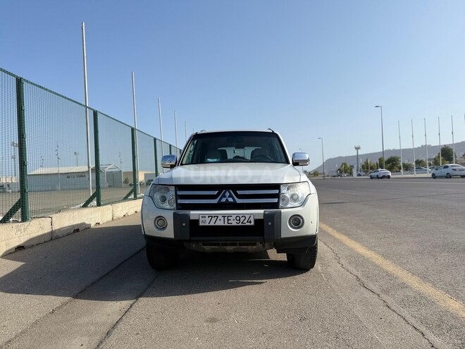 Mitsubishi Pajero 2008, 289,580 km - 3.0 l - Bakı
