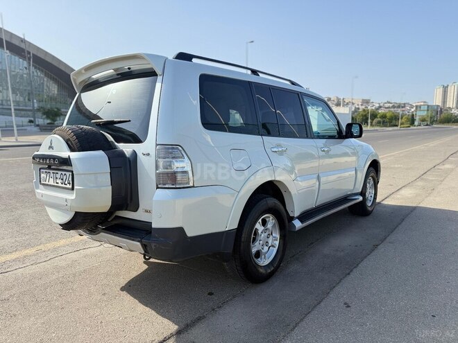 Mitsubishi Pajero 2008, 289,580 km - 3.0 l - Bakı