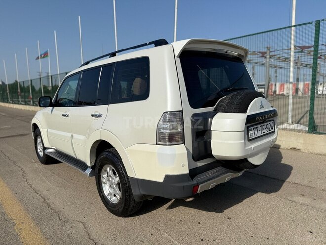 Mitsubishi Pajero 2008, 289,580 km - 3.0 l - Bakı