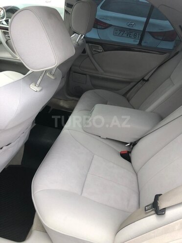Mercedes E 240 1999, 245,673 km - 2.4 l - Bakı