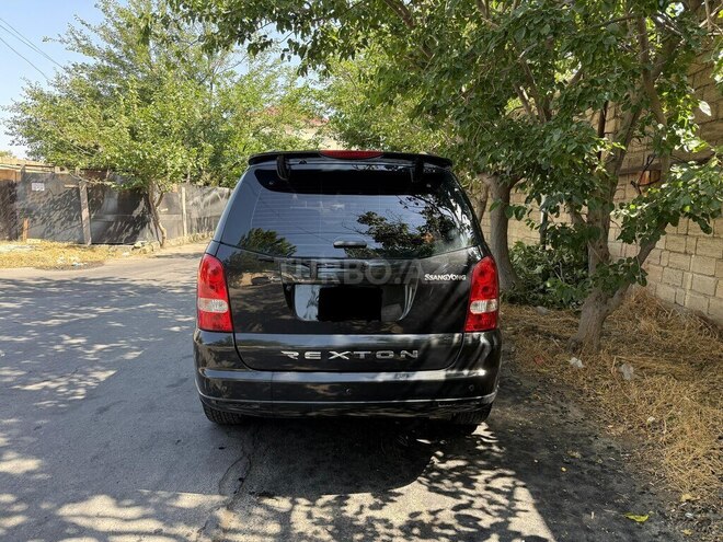 Ssang Yong Rexton 2008, 235,000 km - 3.2 l - Bakı
