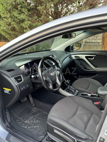 Hyundai Elantra 2015, 170,590 km - 1.8 л - Gəncə