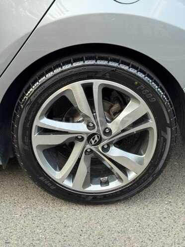 Hyundai Elantra 2015, 170,590 km - 1.8 л - Gəncə
