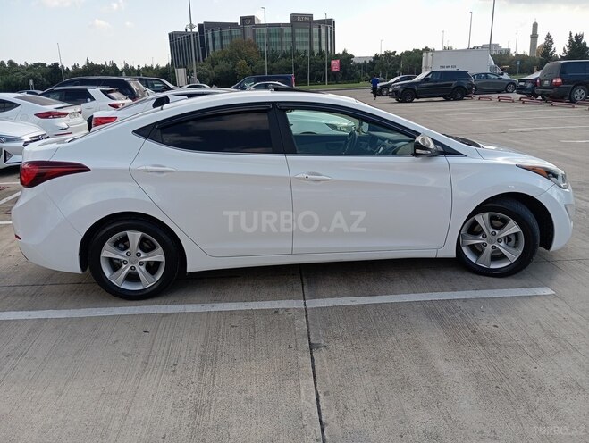 Hyundai Elantra 2015, 124,000 km - 1.8 л - Bakı