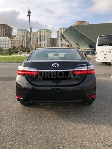 Toyota Corolla 2017, 122,000 km - 1.6 l - Bakı
