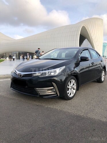 Toyota Corolla 2017, 122,000 km - 1.6 l - Bakı
