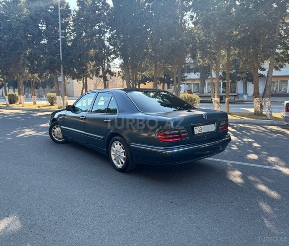 Mercedes E 220 d 2000, 451,153 km - 2.2 l - Bakı