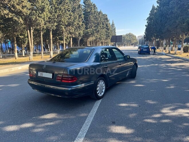 Mercedes E 220 d 2000, 451,153 km - 2.2 l - Bakı
