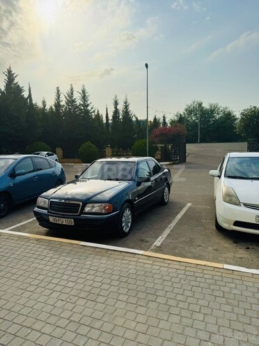 Mercedes C 220 d 1999, 175,300 km - 2.2 л - İmişli