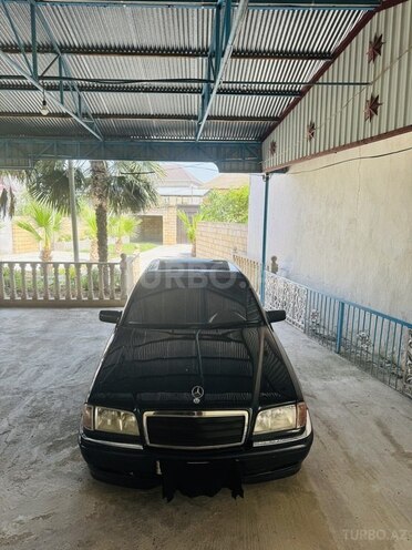 Mercedes C 220 d 1999, 175,300 km - 2.2 л - İmişli