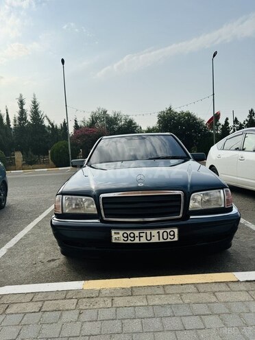 Mercedes C 220 d 1999, 175,300 km - 2.2 л - İmişli