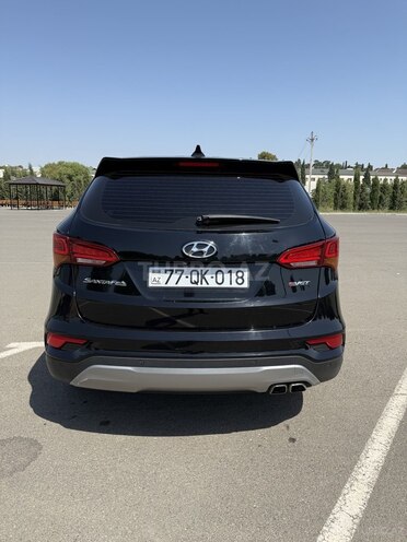 Hyundai Santa Fe-4