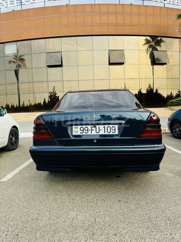 Mercedes C 220 d 1999, 175,300 km - 2.2 л - İmişli