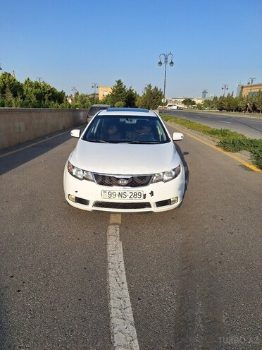 Kia Cerato 2009, 285,700 km - 2.0 l - Bakı