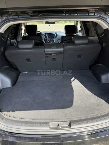 Hyundai Santa Fe-21