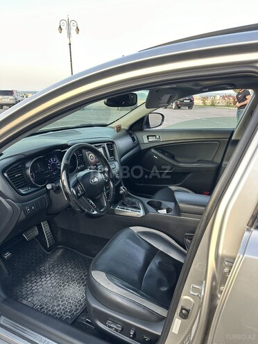 Kia Optima-10