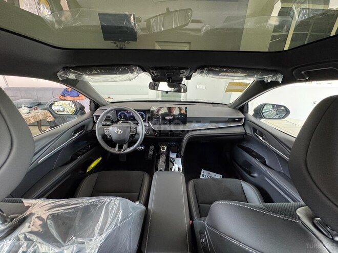 Toyota Camry-9