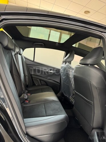 Toyota Camry-17