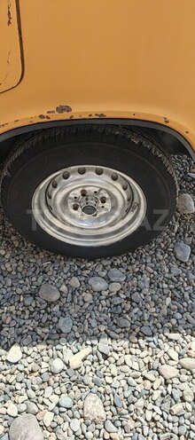 LADA (VAZ) 21011 1984, 140,000 km - 1.3 l - Salyan
