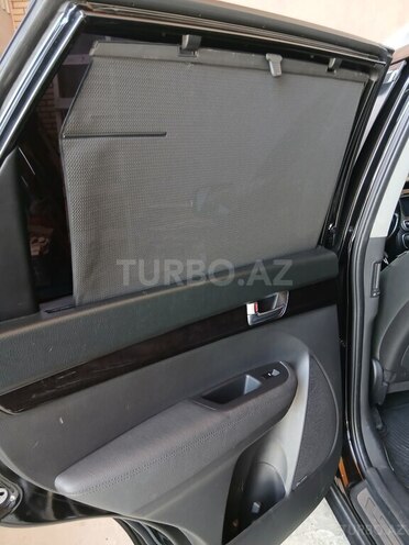Kia Sorento-19