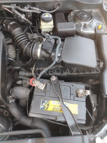 Toyota Corolla 2006, 225,000 km - 1.4 l - Bakı