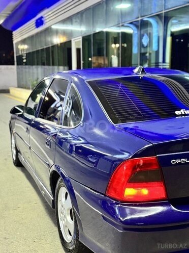 Opel Vectra 2001, 230,000 km - 1.6 l - Bakı