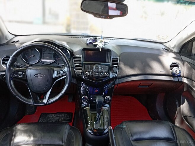 Chevrolet Cruze 2013, 268,000 km - 1.4 l - Şamaxı