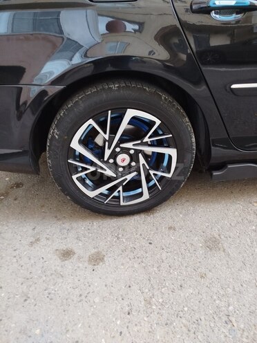 Peugeot 407 2005, 356,400 km - 2.0 l - Sumqayıt