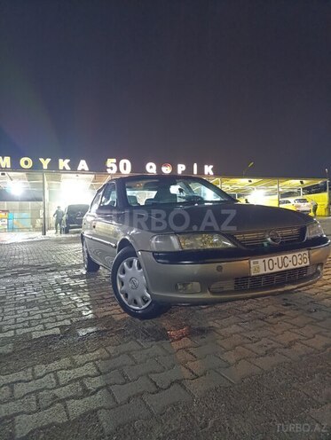 Opel Vectra 1996, 300,000 km - 1.8 l - Bakı