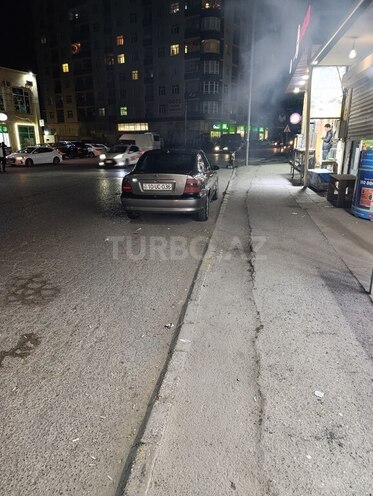 Opel Vectra 1996, 300,000 km - 1.8 l - Bakı
