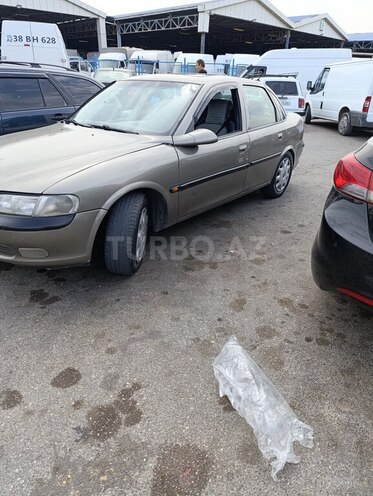 Opel Vectra 1996, 300,000 km - 1.8 l - Bakı