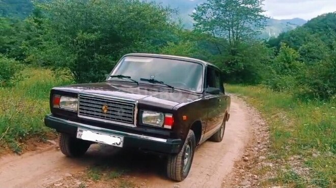 LADA (VAZ) 2107 2006, 88,000 km - 1.6 l - Mingəçevir