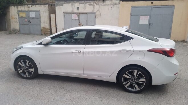 Hyundai Elantra 2015, 181,630 km - 1.8 l - Bakı