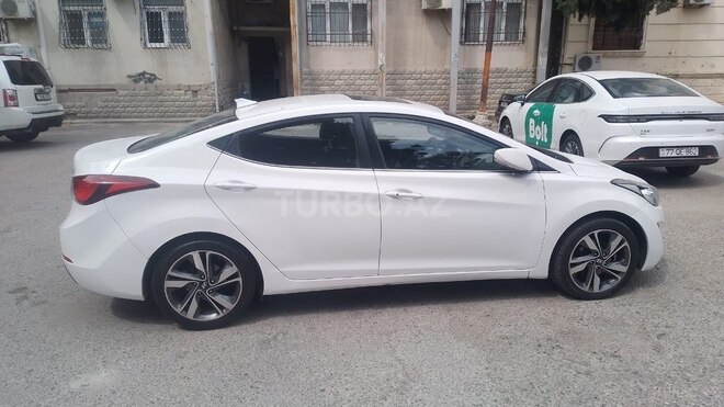 Hyundai Elantra 2015, 181,630 km - 1.8 l - Bakı
