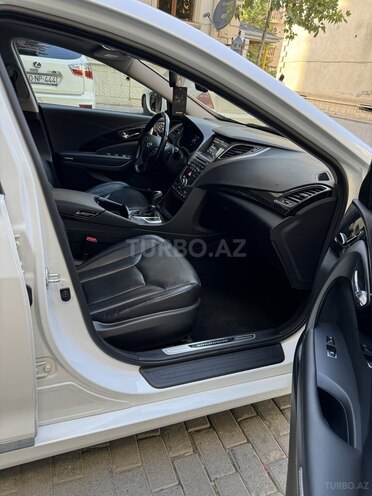 Hyundai Grandeur 2014, 192,000 km - 2.2 л - Bakı