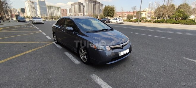 Honda Civic 2008, 299,803 km - 1.3 л - Bakı