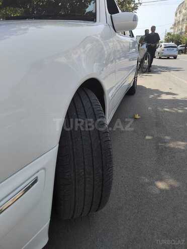 Mercedes E 220 d 2001, 200,000 km - 2.0 л - Bakı
